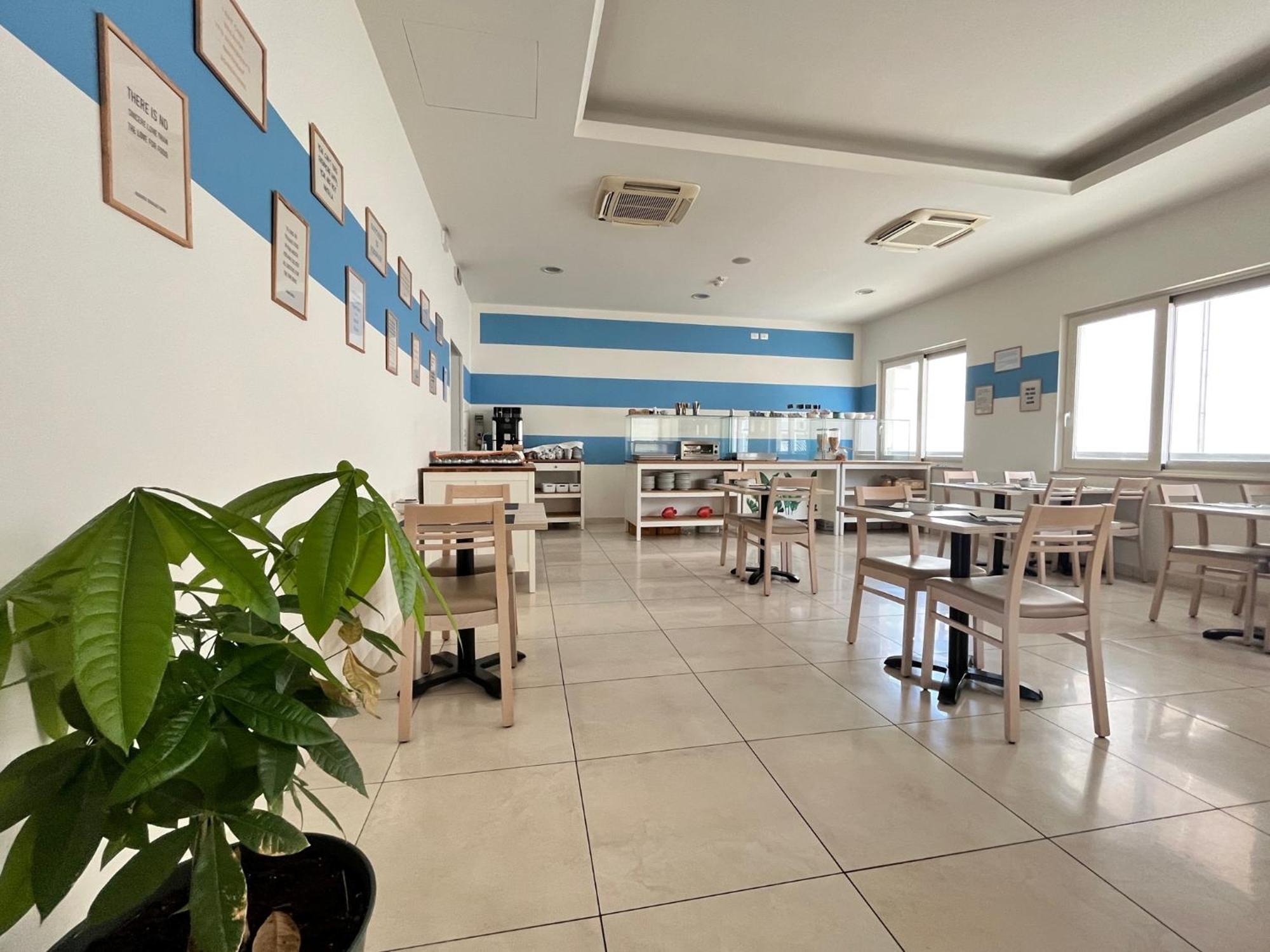 Hotel Berenice リミニ エクステリア 写真